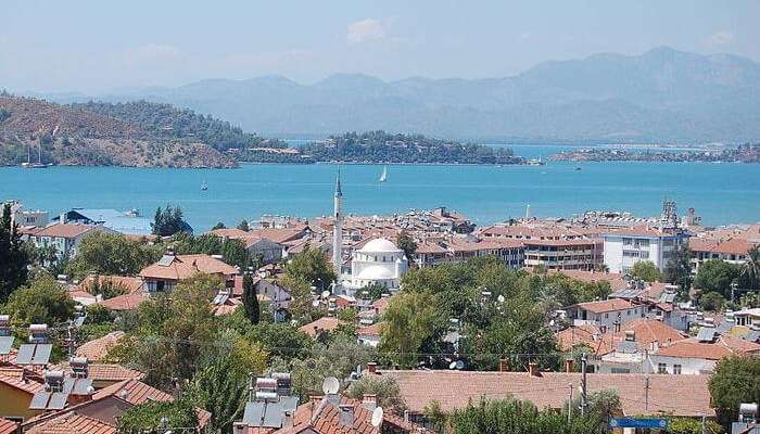 Fethiye'den_bir_görünüm