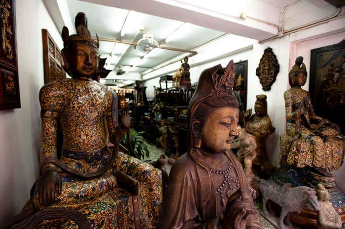 Several precious antiques at a store on Hollywood Road in Hong Kong