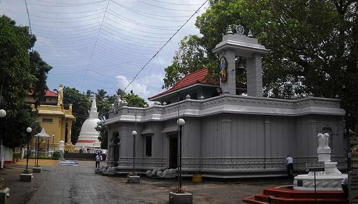 Bellanwila Rajamaha Viharaya, an important buddhist temple