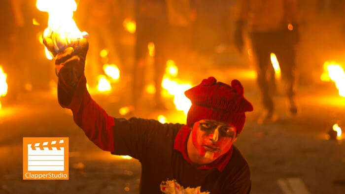 A participant throwing his fireball during the Bolas de fuego fest