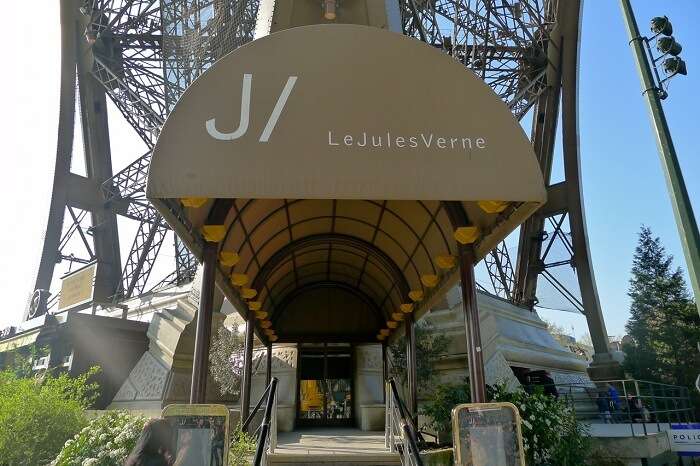Ducasse Le Jules Verne Eiffel Tower entrance