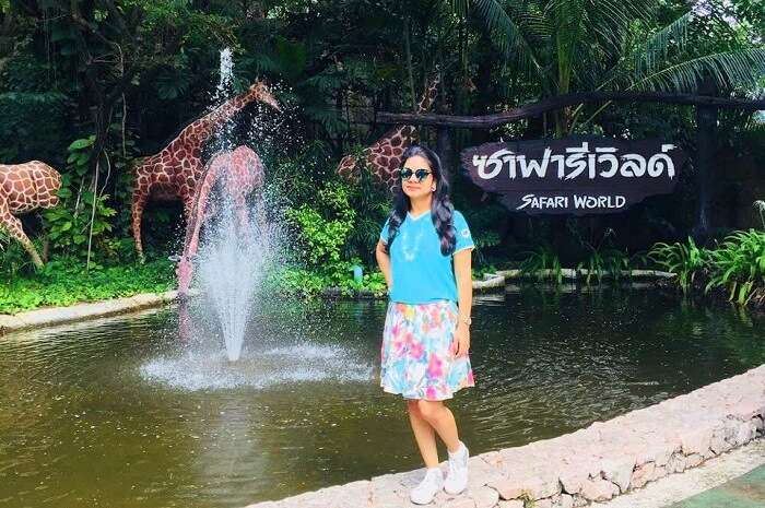pooja thailand trip day 5 safari world giraffe pooja thailand trip day 5 safari world giraffe