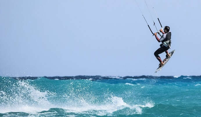 Kitesurfing