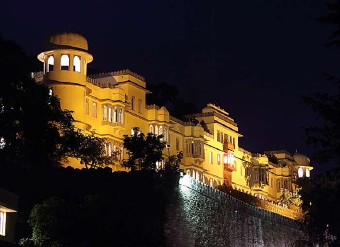 The Kumbhalgarh Villas is one of the most royal hotels in Kumbhalgarh