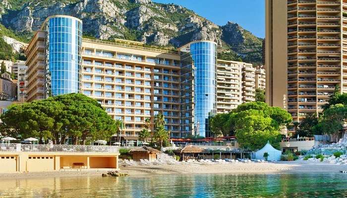 Le Meridien Beach Plaza is one of the ideal spot for wedding in Monaco