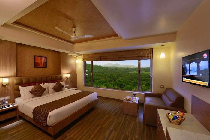 stay at lords resort in sasan gir