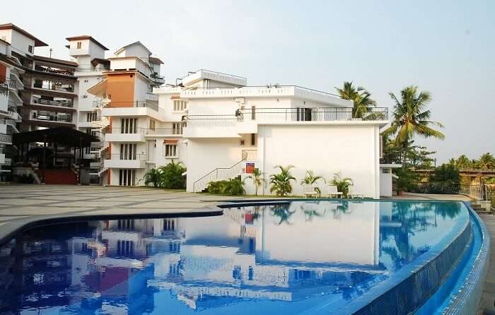 Mermaid Hotel is considered to be the most tranquil of the lot of budget hotels in Cochin