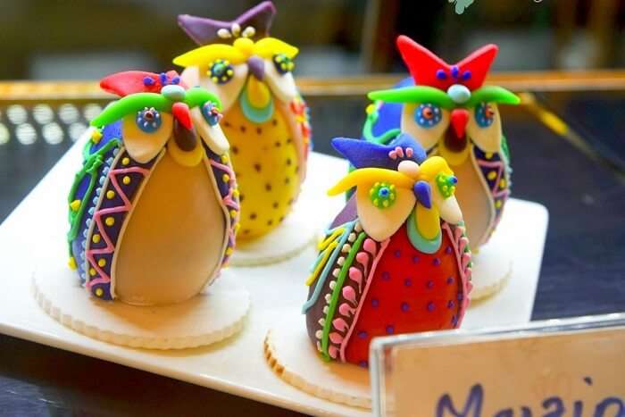 beautifully designed dessert items at Mrs. Magpie bakery