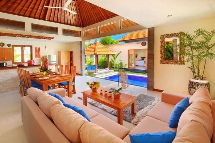 fantastic lounge and resting area in nicola villa
