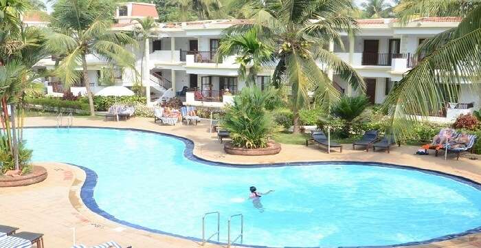 The lavish pool at Sonesta Inns resort in Goa