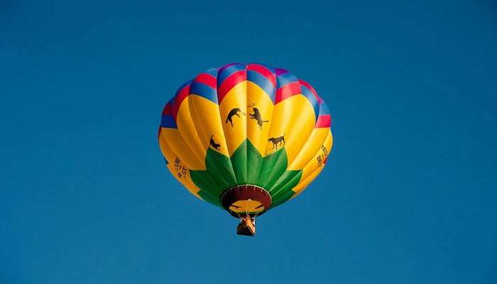 hot Air Balloon – Float In Air With Your Partner