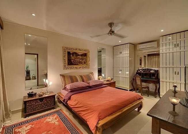 spacious bedrooms in villa rumah 88