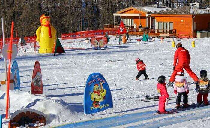 Kids learn how to ski at the Valberg ski resort