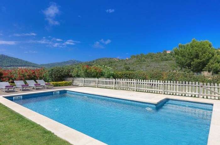 Pool in Villa Gelida spain
