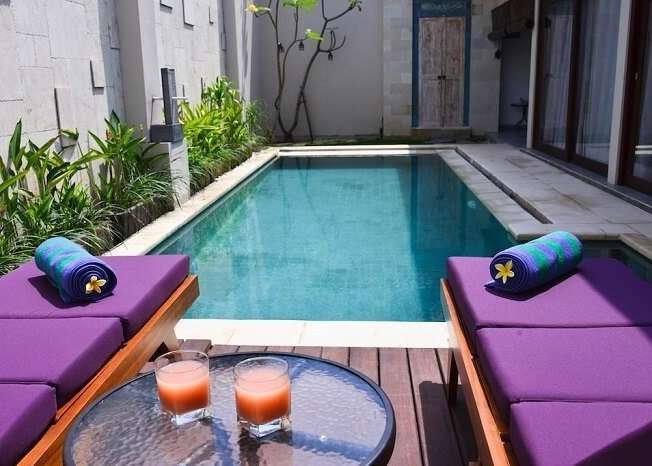luxurious private pool in zoe villa