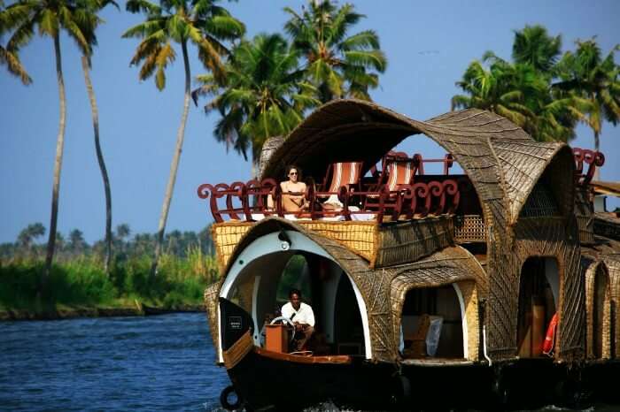 Stunning views of the backwaters on Shikara rides in Alappuzha, Kerala