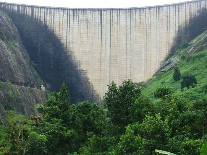 Idukki Arch Dam stands between the two mountains in Kerala