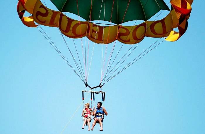 Take a sky ride / Parasailing on your honeymoon in Mauritius