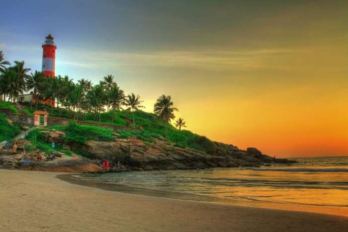 Sunset at most romantic Lighthouse beach (Kovalam)