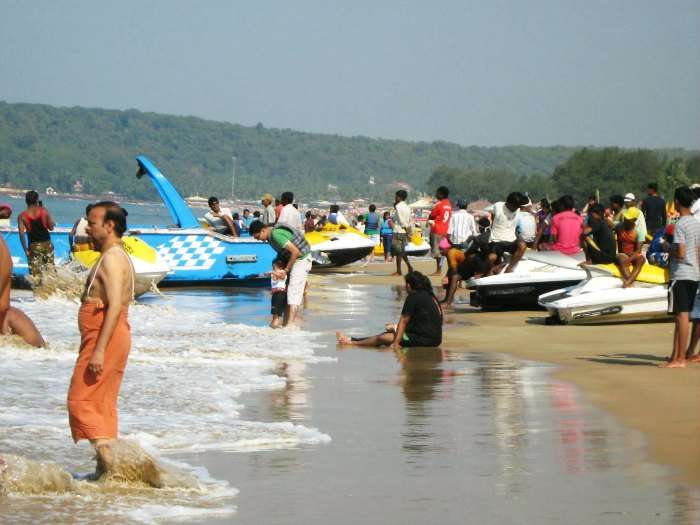 Dirty beaches of Goa