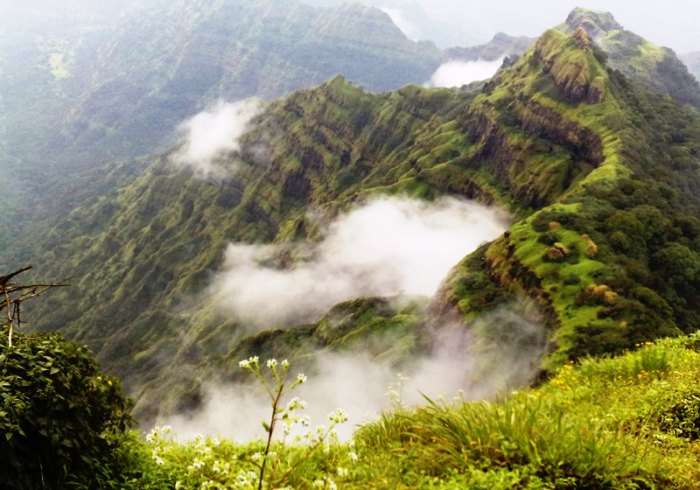 Panchgani is one of the famous hill stations of Maharashtra