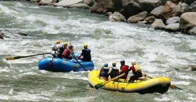 Spiti river is one of the best destinations for river rafting in India