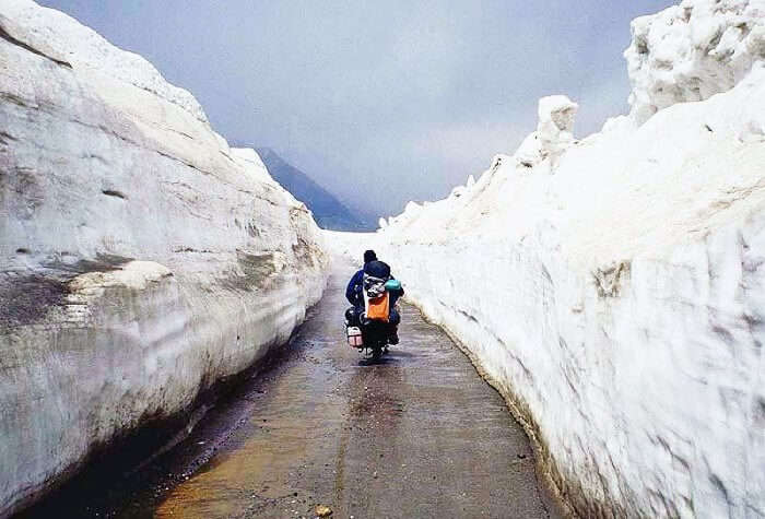 Bike ride in Rohtang pass