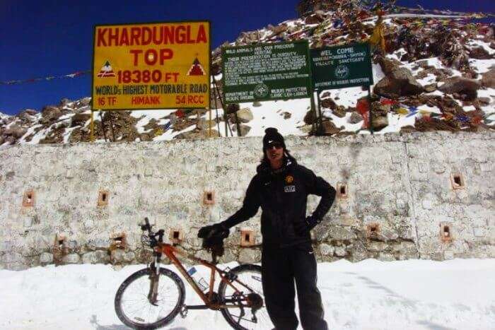 One of the most difficult cycling routes in India-Leh-to-Khardung-La-Pass