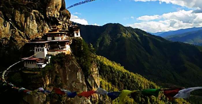 Explore the richness of traditions and beauty of the nature altogether in Bhutan