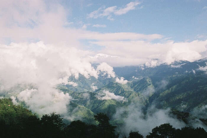 mountains in pelling