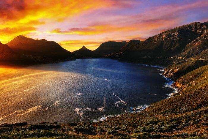 A surreal sunset in Cape Town, South Africa–the best holiday destination in South Africa