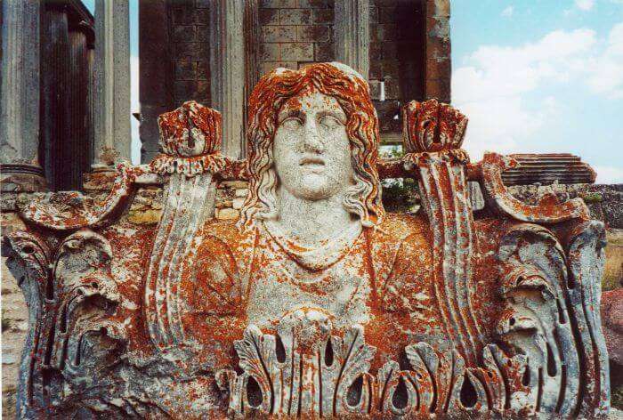 Statue of Zeus outside the Aizanoi Zeus Temple is one of the best historical places in Turkey