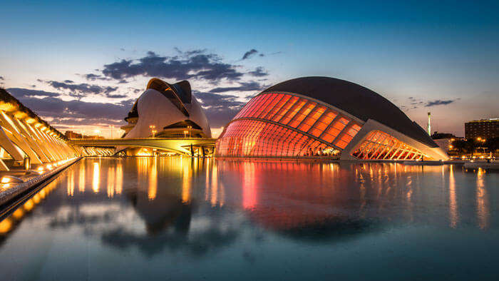 Magnificient view of City of Arts and Science