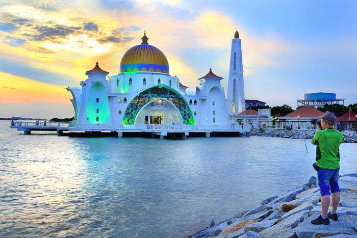 malaysia tourist spots near singapore