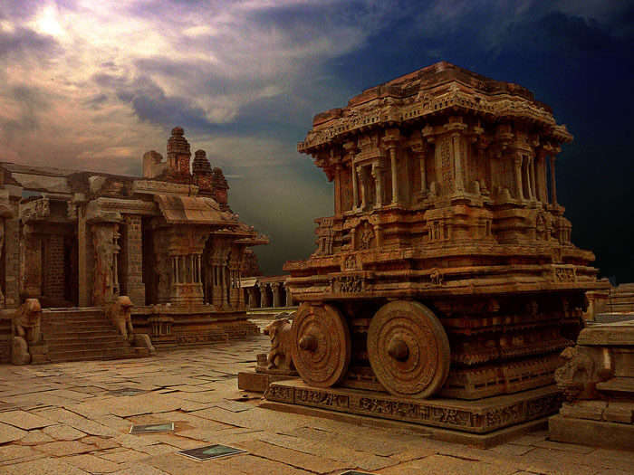 The historical monuments at Hampi are reminiscent of the Vijayanagar history