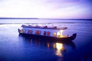 Spend a winter honeymoon on a houseboat in Alleppey