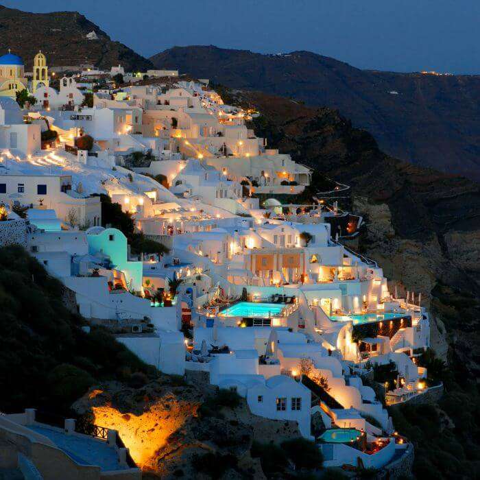 The spectacular Katikies Hotel in Greece