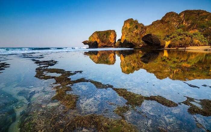 A beautiful view of the Siung Beach in Indonesia