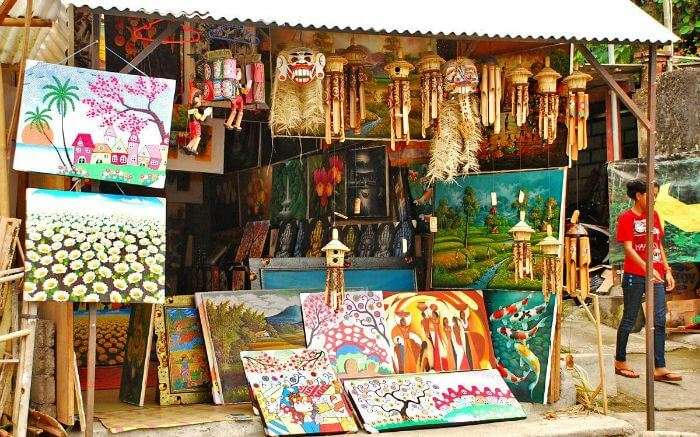 Tegallalang Handicraft Village is one of the best Bali shopping centers