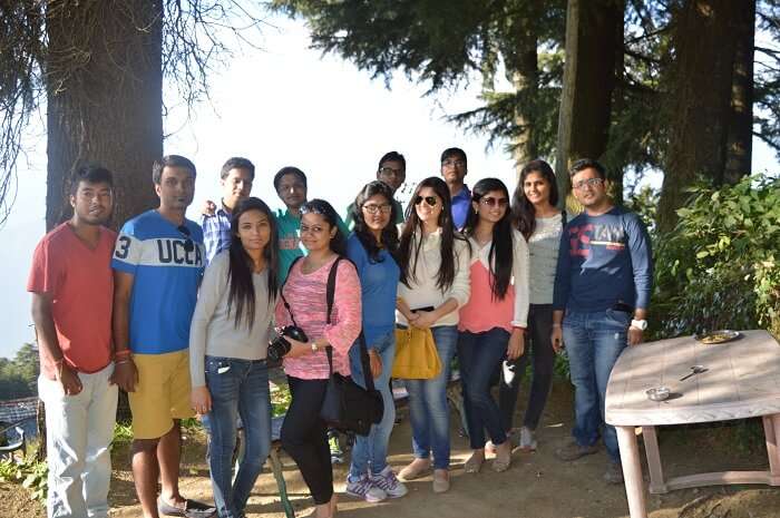 Shivani and her friends posing in Mcleodganj