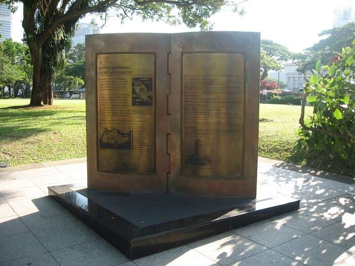 Plague at Indian National Army Monument – One of the historical places in Singapore amidst the hustle