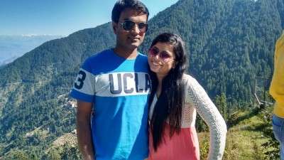Shivani with her husband in the backdrop of Dalhousie hills