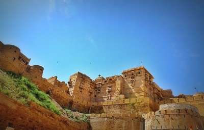 Why Jaisalmer Is An Ideal Weekend Destination For Friends