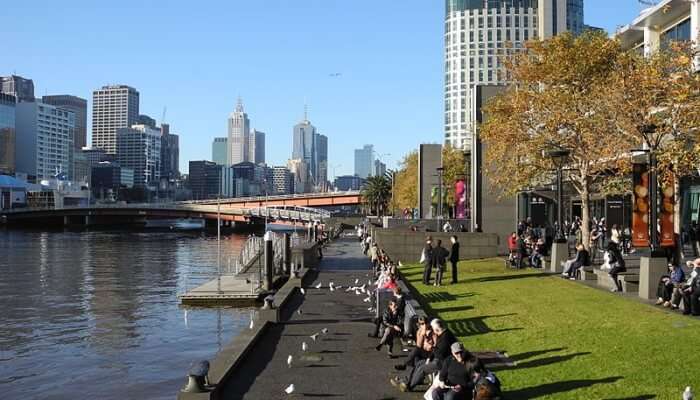 Postcard view at Yarra River side