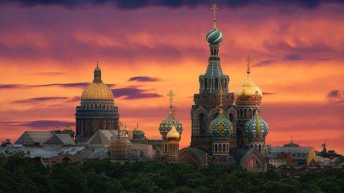 A magnificent evening view of St. Petersburg where the sun hasn’t set