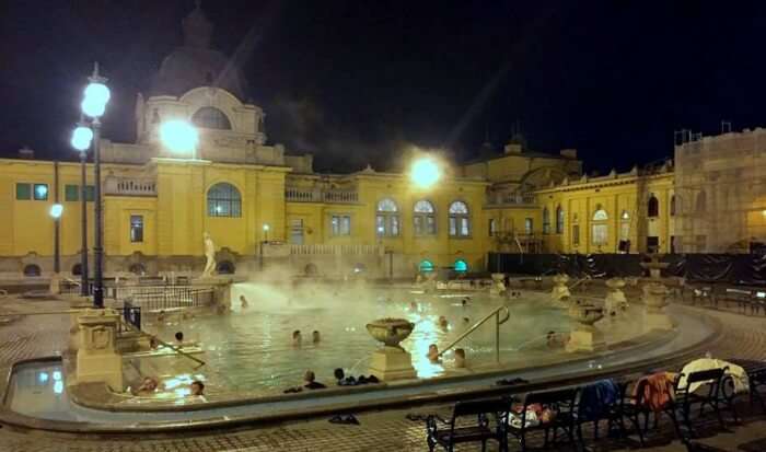 Relaxing in the local thermal bath of Budapest
