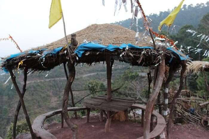 A small tea stall located between Renuka ji and Nahan