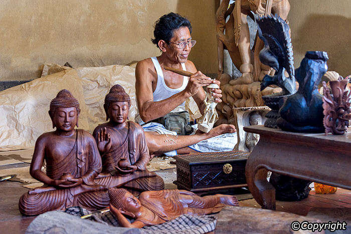 The famous craftsmen in Bali