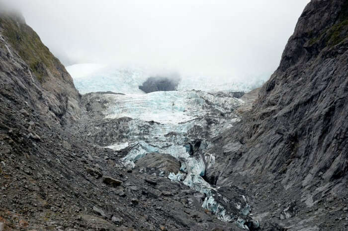 stunning view of the glacier in franz joseph in new zealand
