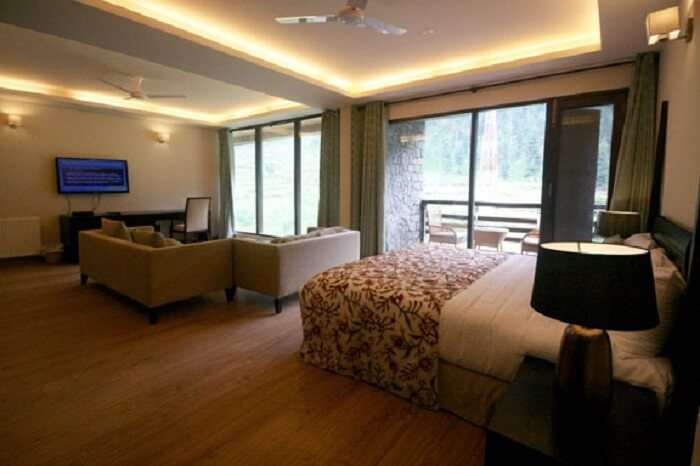 The super comfy rooms of Hotel RahVillas in Sonmarg